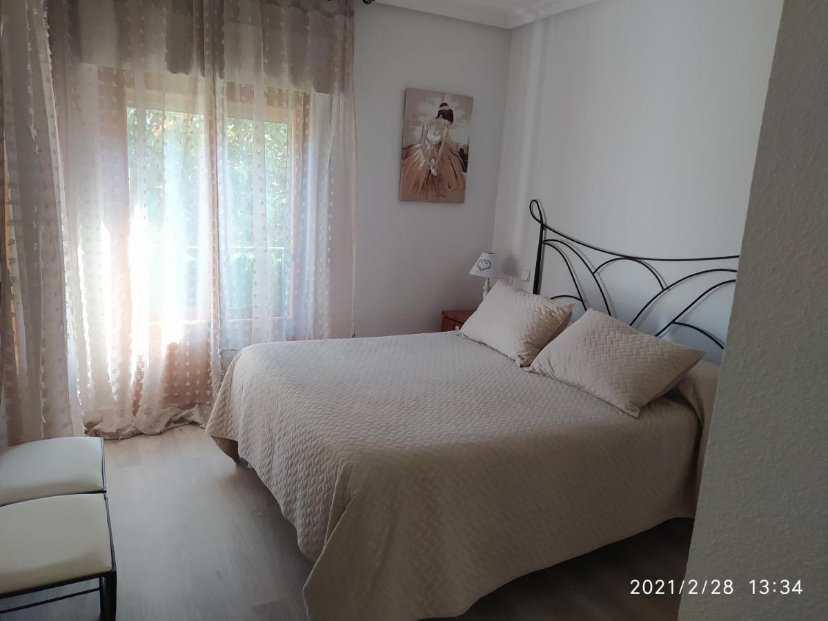 Apartamento Dacosta Plasencia Luaran gambar