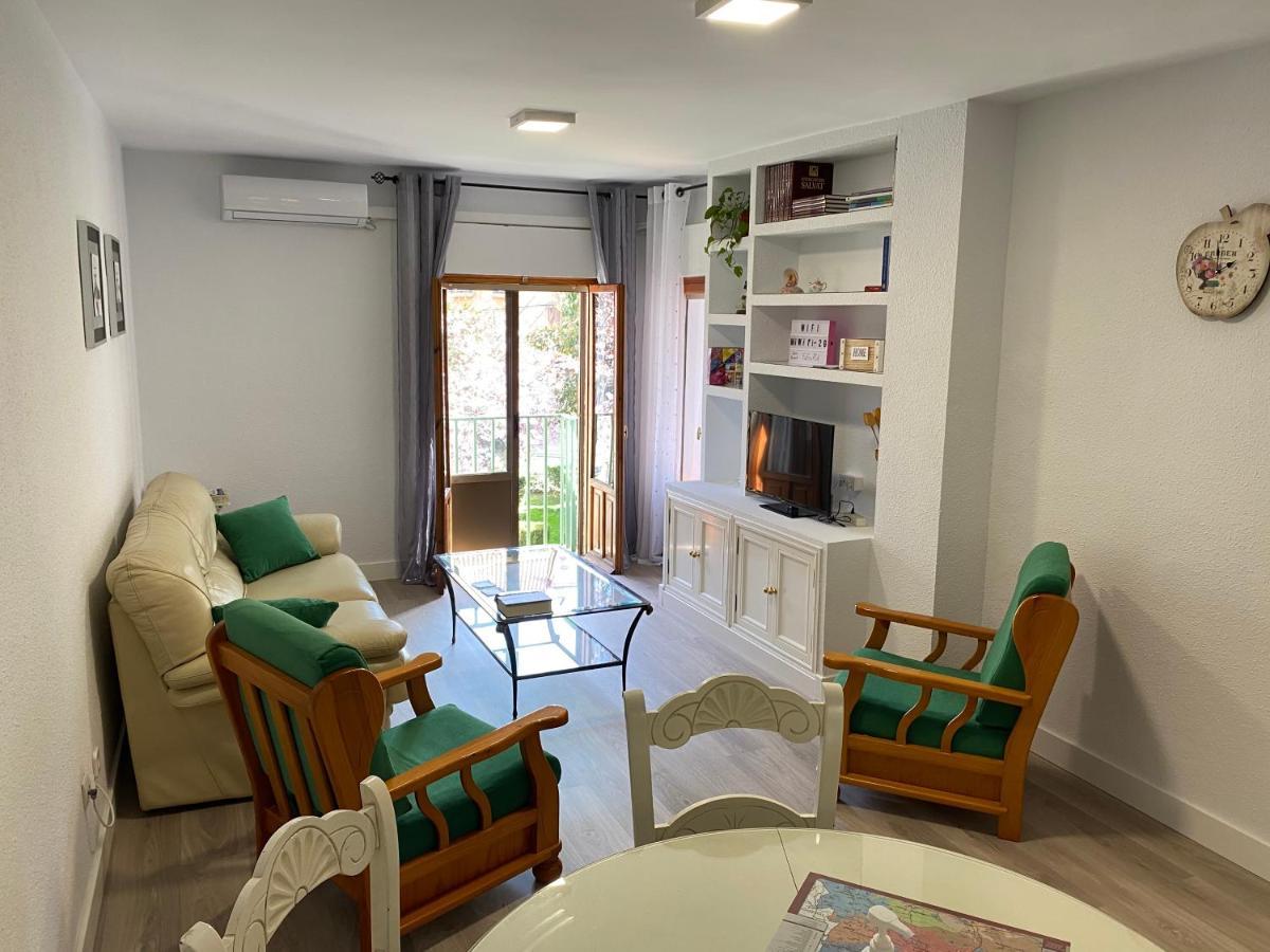 Apartamento Dacosta Plasencia Luaran gambar