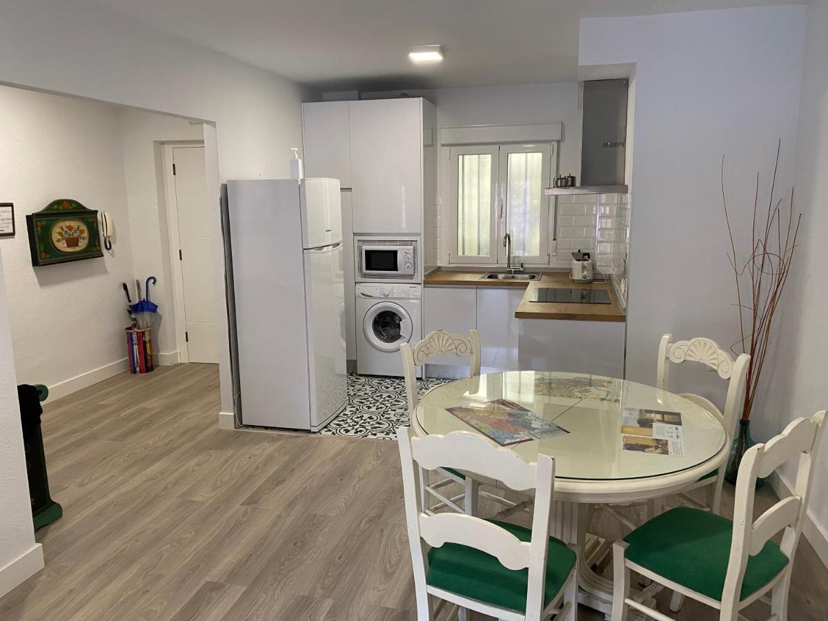 Apartamento Dacosta Plasencia Luaran gambar